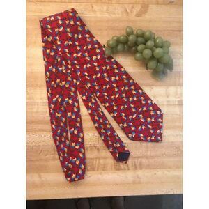 #1152   Roundtree Silk red necktie with circles 59 in l x 4 in w
